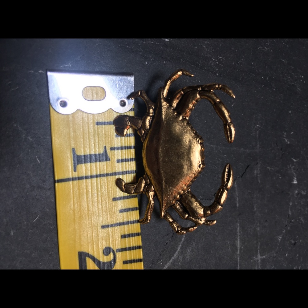 Brass crab 🦀 summer beach statement earrings! - Picture 5 of 6
